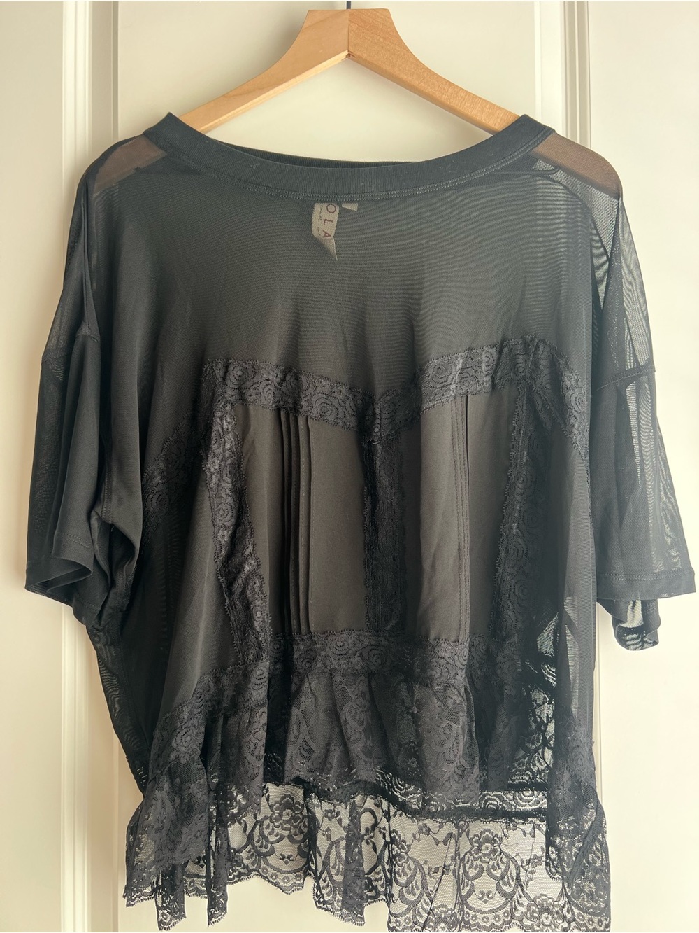 dolan Black Sheer Lace-Trim Short Sleeve Top
